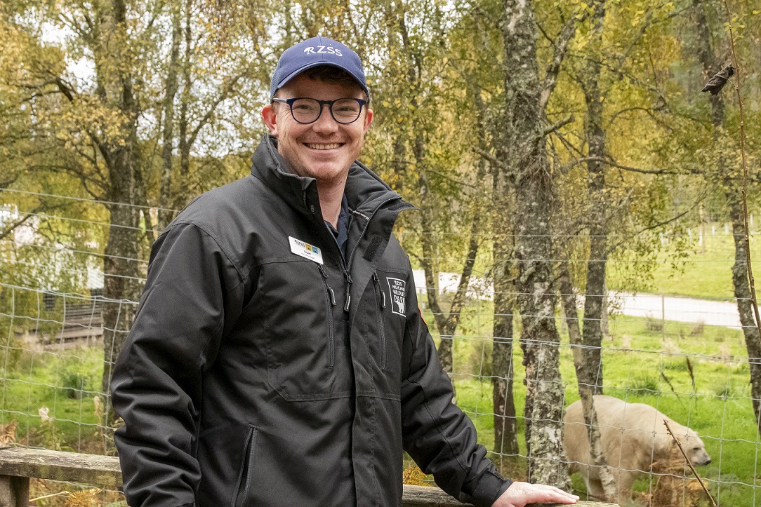 HWP ranger Stuart giving a talk in front of male polar bear enclosure IMAGE: Jess Wise 2024